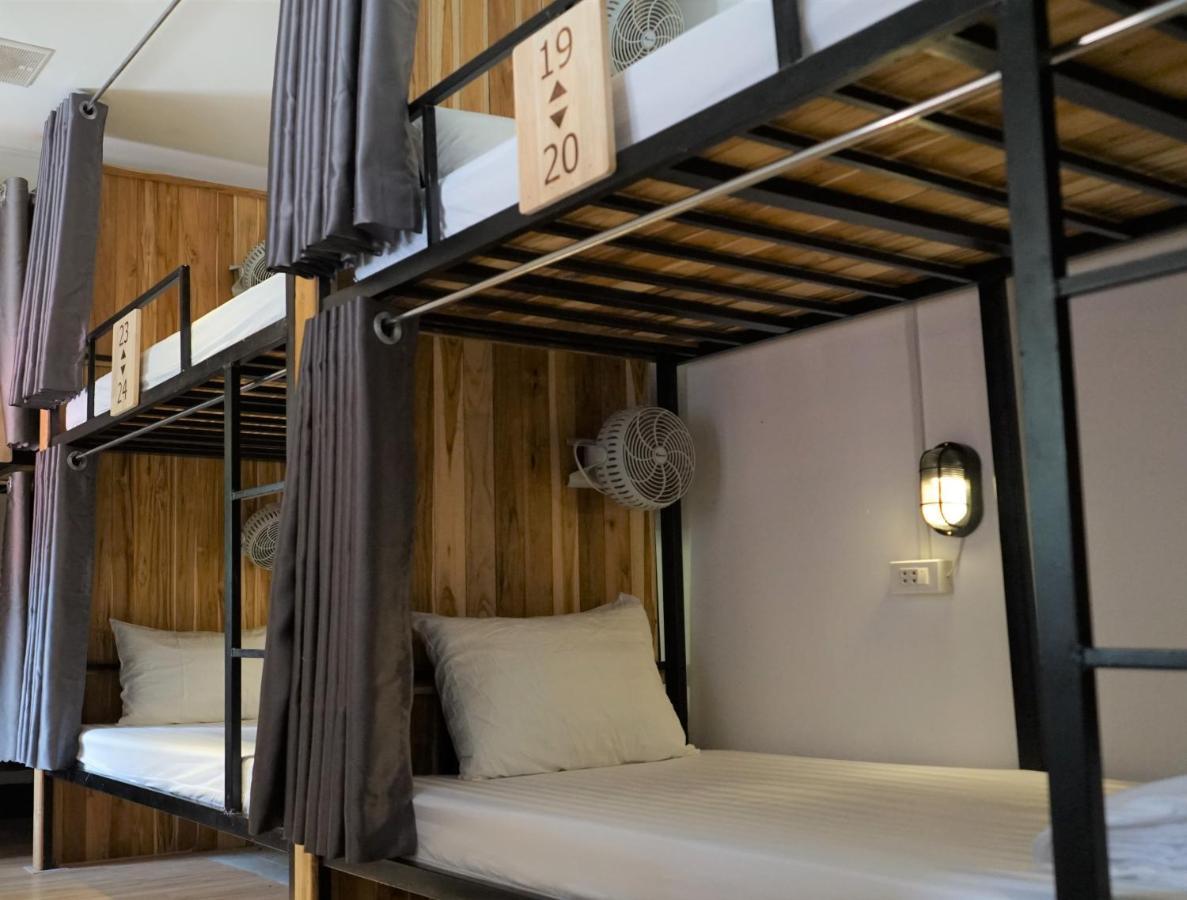 Downtown Hostel หลวงพระบาง ภายนอก รูปภาพ